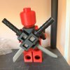 img_7307-2 Brickman - Deadpool avec katana et armes